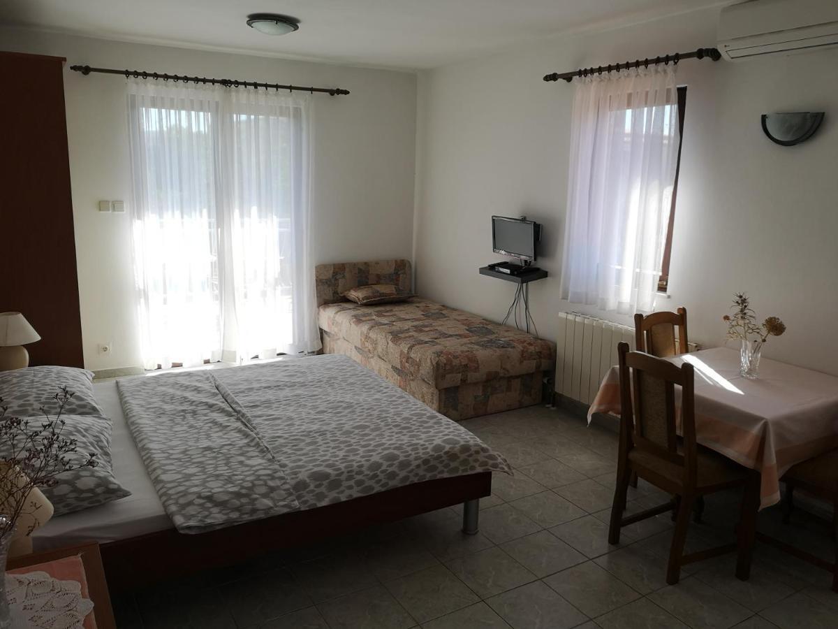 Villa Nina Seline Buitenkant foto